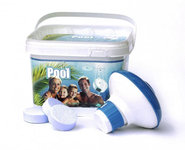 AquaFinesse Pool bucket